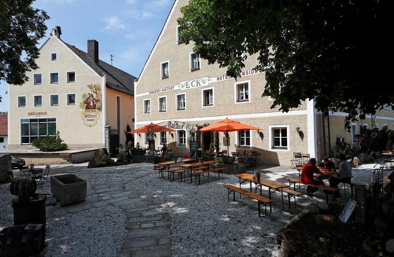 Brauerei-Gasthof Eck Böbrach Hotel